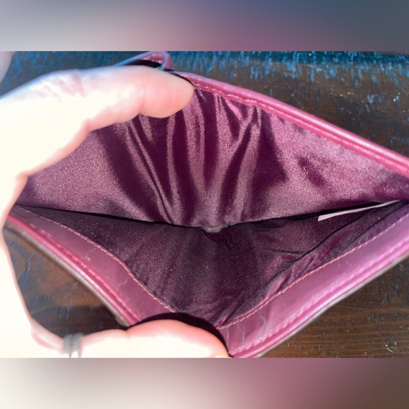 Vintage Coach smooth leather wallet in Burgundy EVC~ - Picture 2 of 16